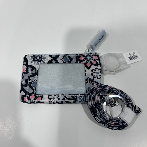 NEW -Vera Bradley Grey "Lisbon Medallion" Zip ID & Lanyard set *Retired Pattern* - Picture 2 of 6